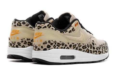 wmns leopard sneaker.